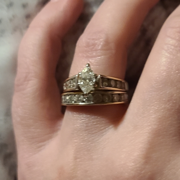 14k YG genuine diamond wedding set - Picture 10 of 11